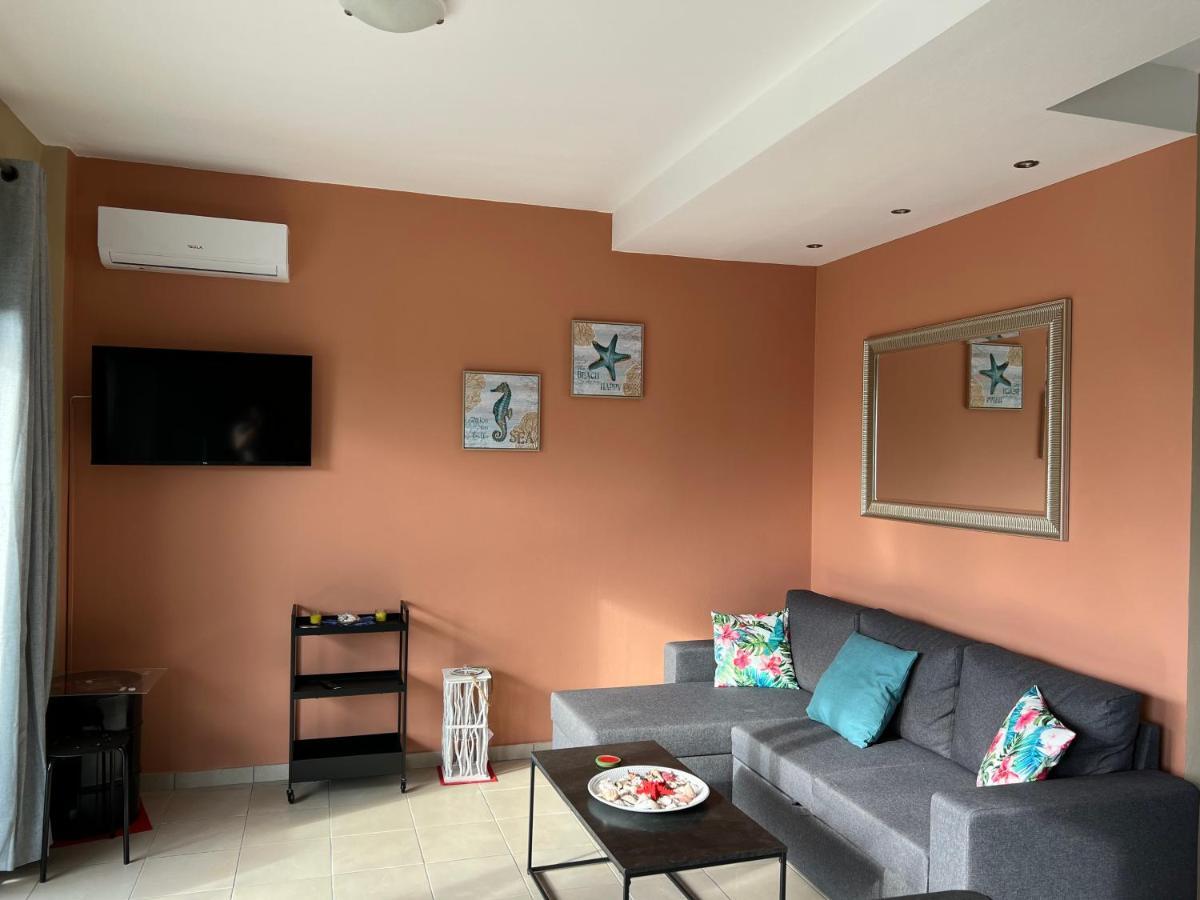 Kakovatos - Luxury Sea Apartment “Roberta” 66M2 Exteriér fotografie
